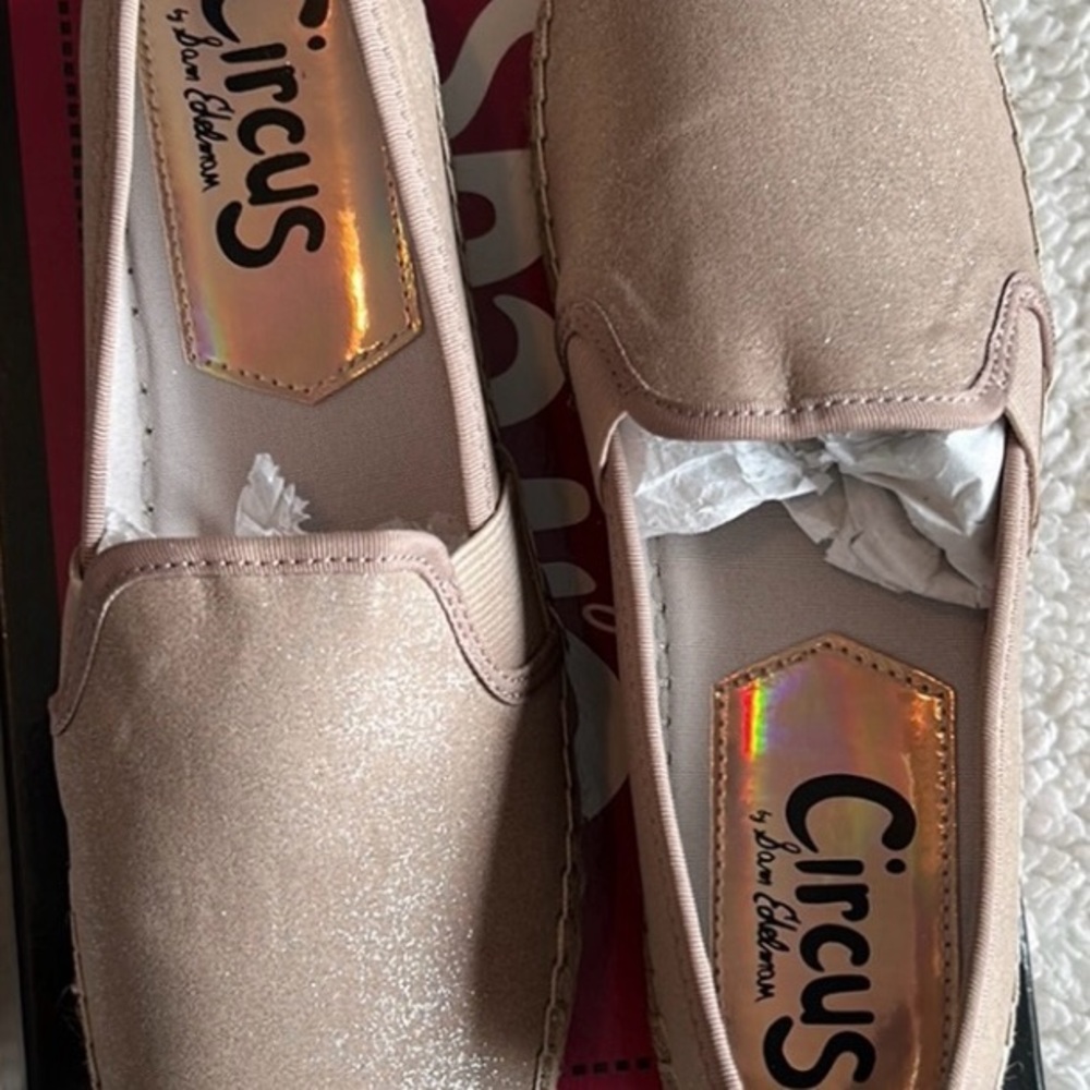 Circus Women's Slip-On Espadrilles - Picture 4 of 7